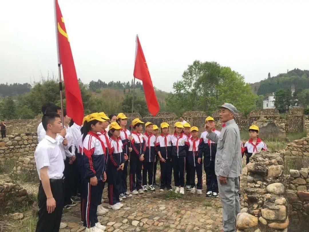 上海国企开放日|守护市民美好出行体验，上海地铁机器人出列！